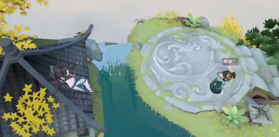 克瓦拉茨赫利亚被塔踩到痛苦倒地，裁判没有表示