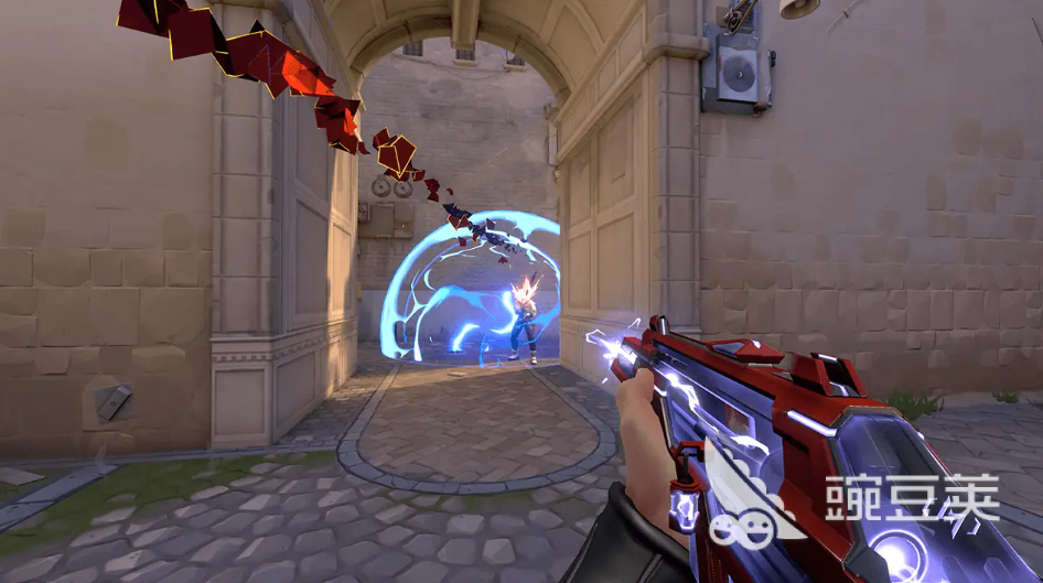 无畏契约买号平台推荐图：交易猫APP界面展示